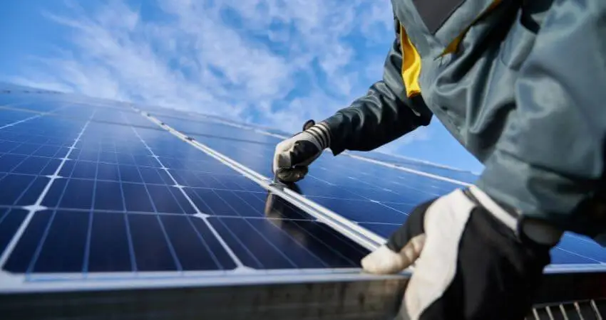 estrategia seo para una empresa instaladora de placas solares